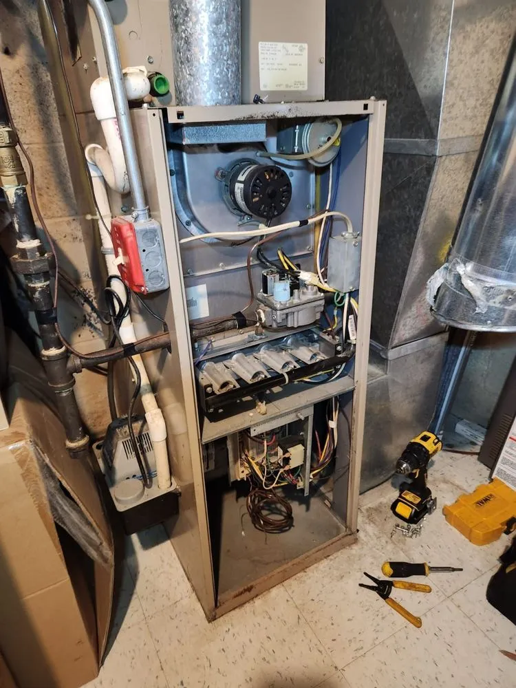 Slide of Barny The Builder