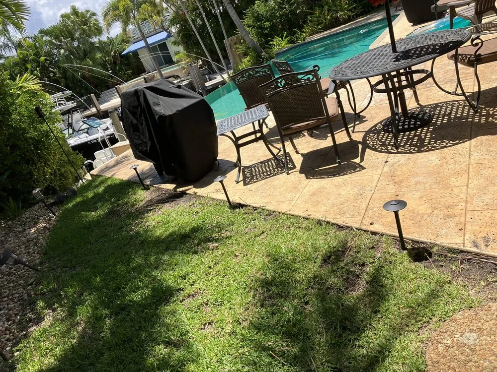 Slide of Baron Electric