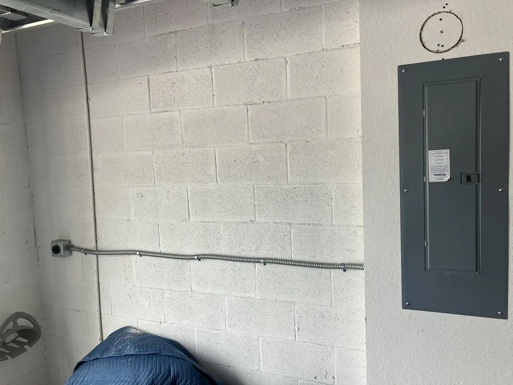 Slide of Baron Electric