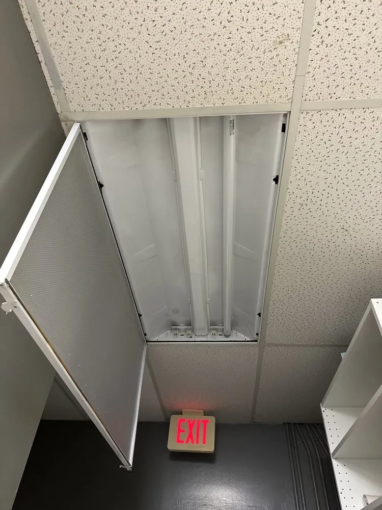 Slide of Baron Electric