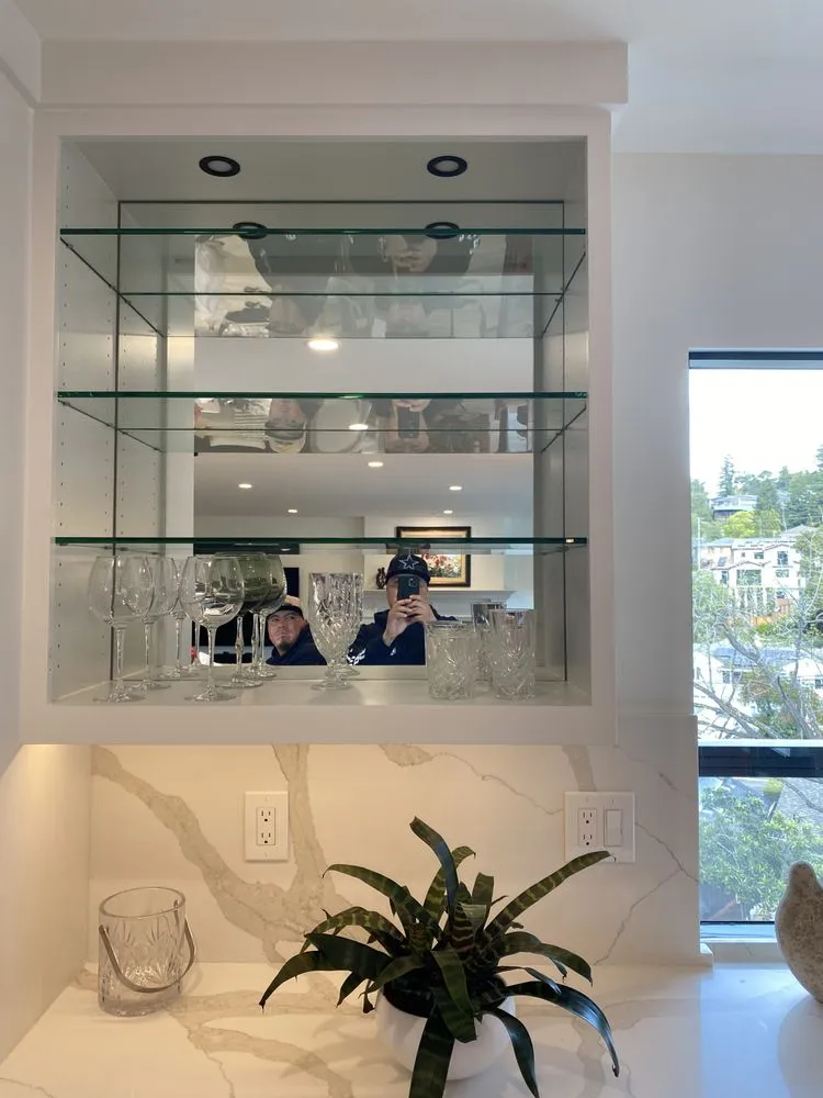 Slide of Baron Electric