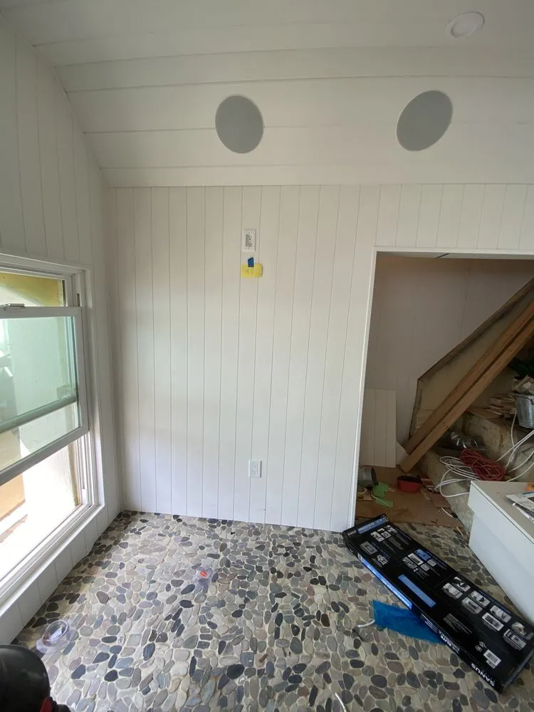 Slide of Baron Electric