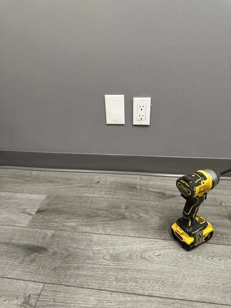 Slide of Baron Electric