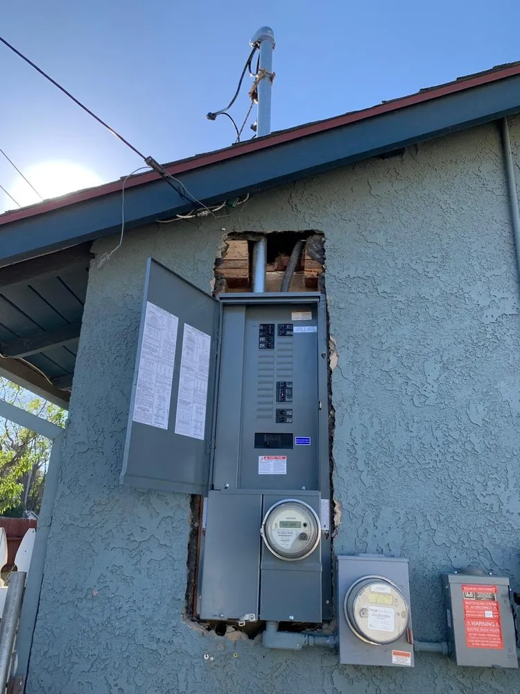 Slide of Barracuda Electrical