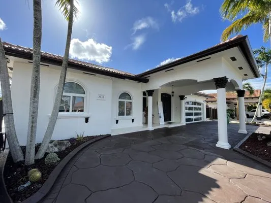 Barreiro’s Remodeling Logo