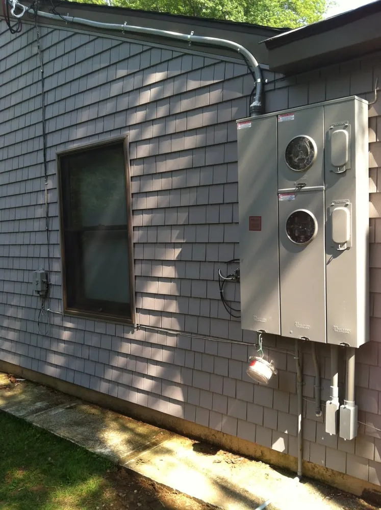 Slide of Barrios Electric