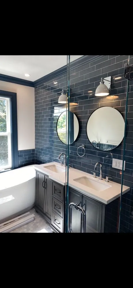 Slide of Barry Noone Electrician