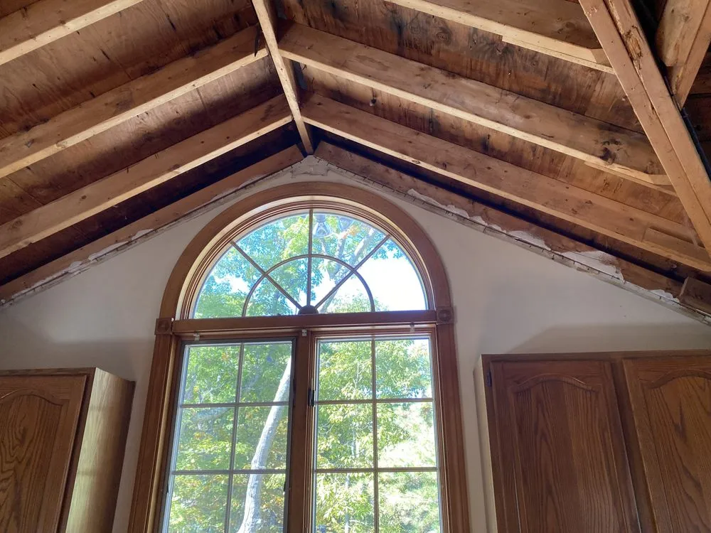 Slide of Barry Noone Electrician