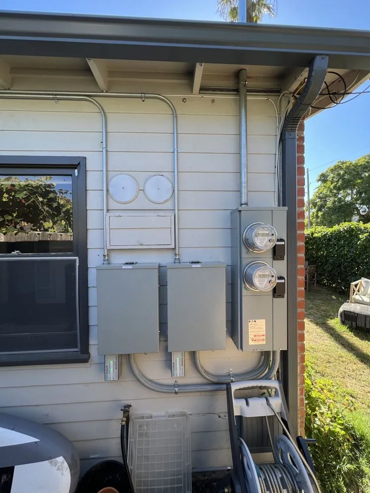 Slide of Bartlette Electric