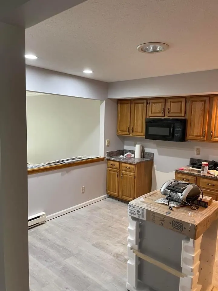 Slide of Bauman Paint & Home