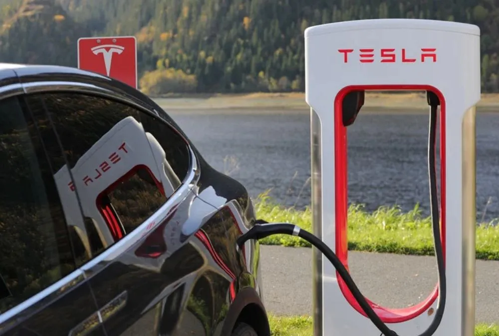 Slide of Bautista Electric