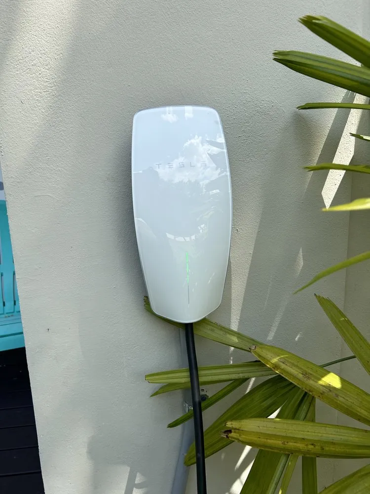 Slide of Bautista Electric