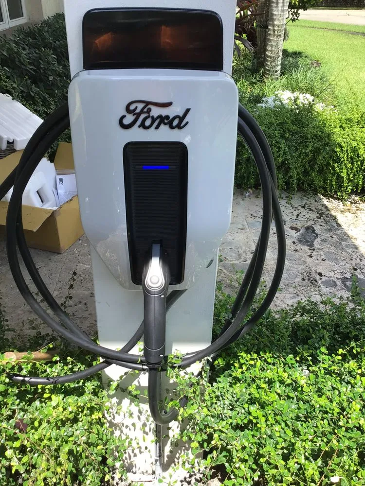 Slide of Bautista Electric