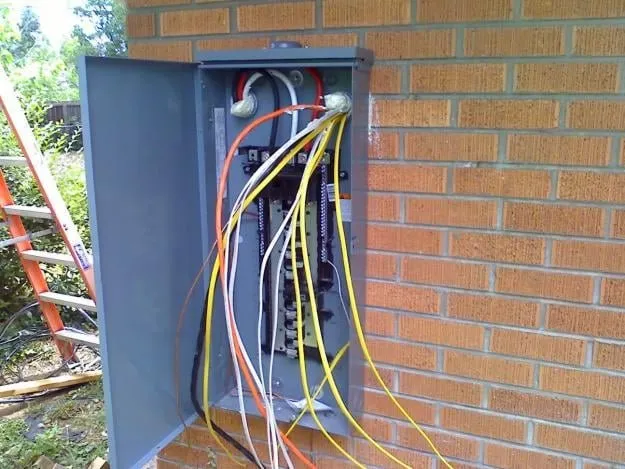 Professional outlet and switch repair service in Tujunga, CA - Bay Lighting and Design