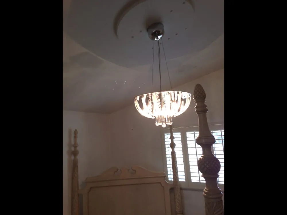 Professional electrician providing lighting installation in Tujunga, CA - Bay Lighting and Design