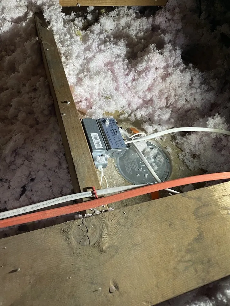 Reliable circuit breaker repair service in ,  - Bay Power Electric