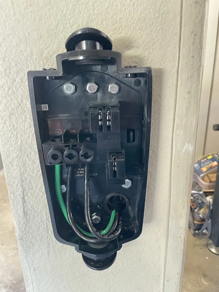 Trusted lighting installation service in ,  - Bay Power Electric