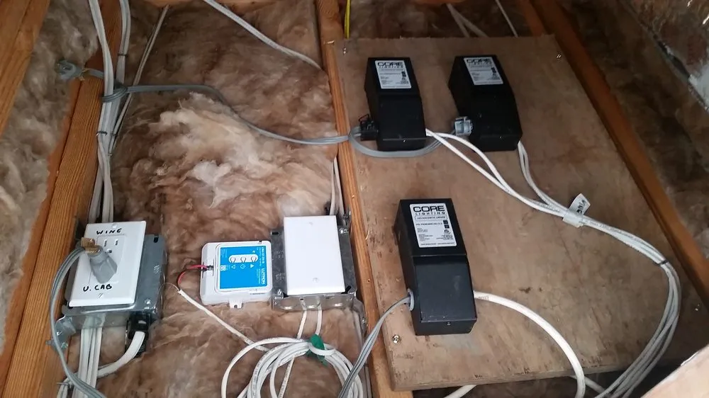 Certified electrician providing wiring installation in , 