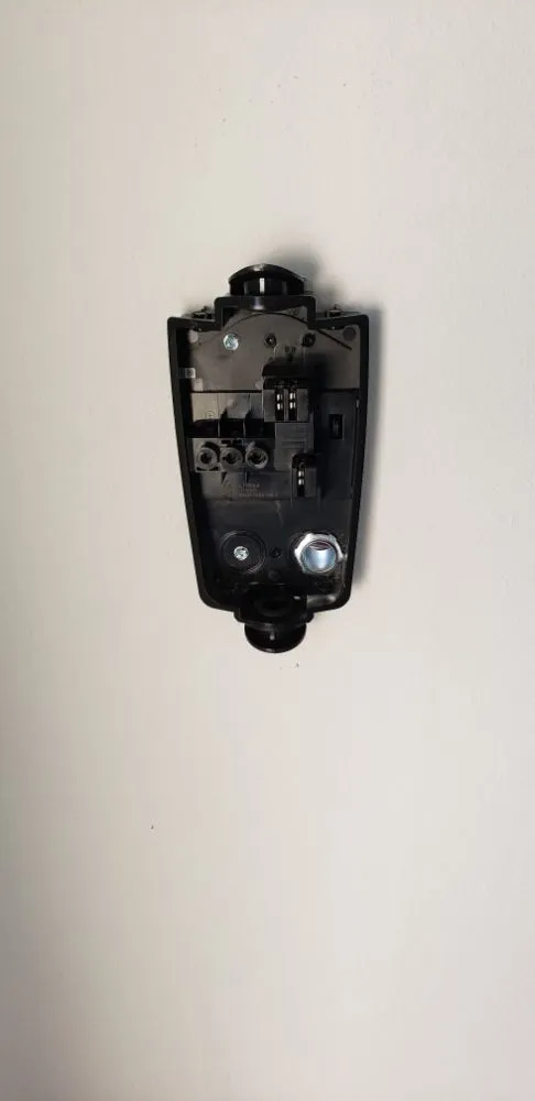 Expert emergency electrical service in ,  by Bayless Electric