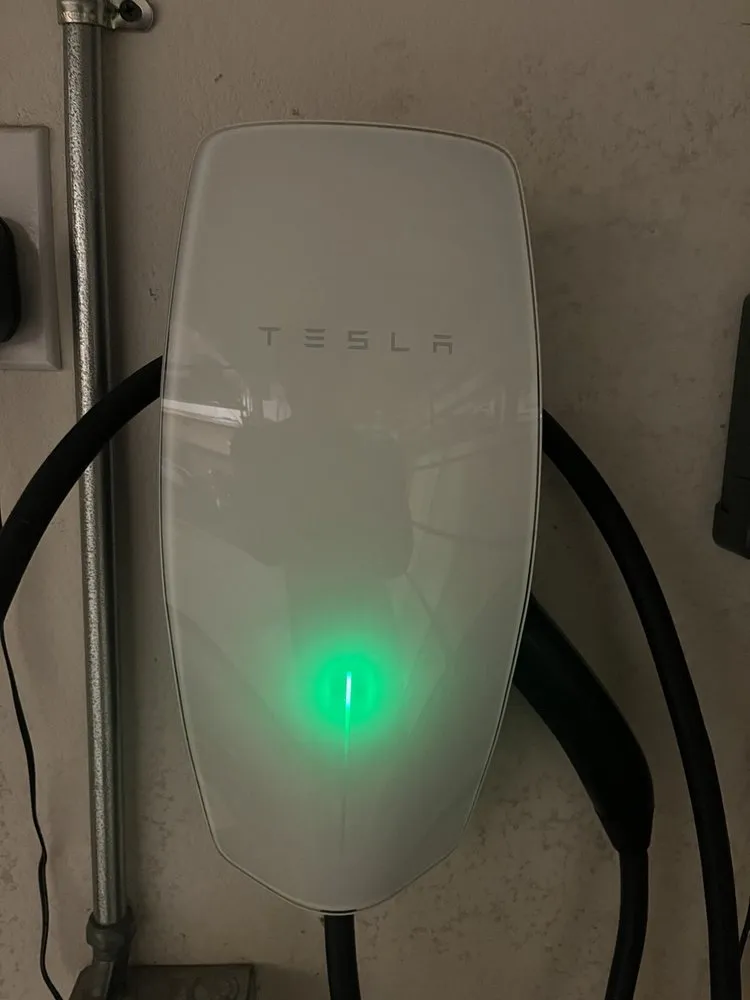 Slide of Bayless Electric