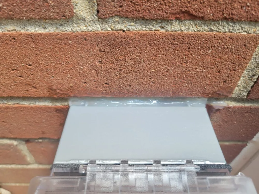 Certified circuit breaker repair in , by Baylor Electric