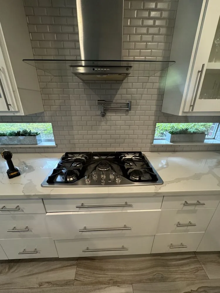 Professional emergency electrical service experts serving ,  - Bayou City Installations