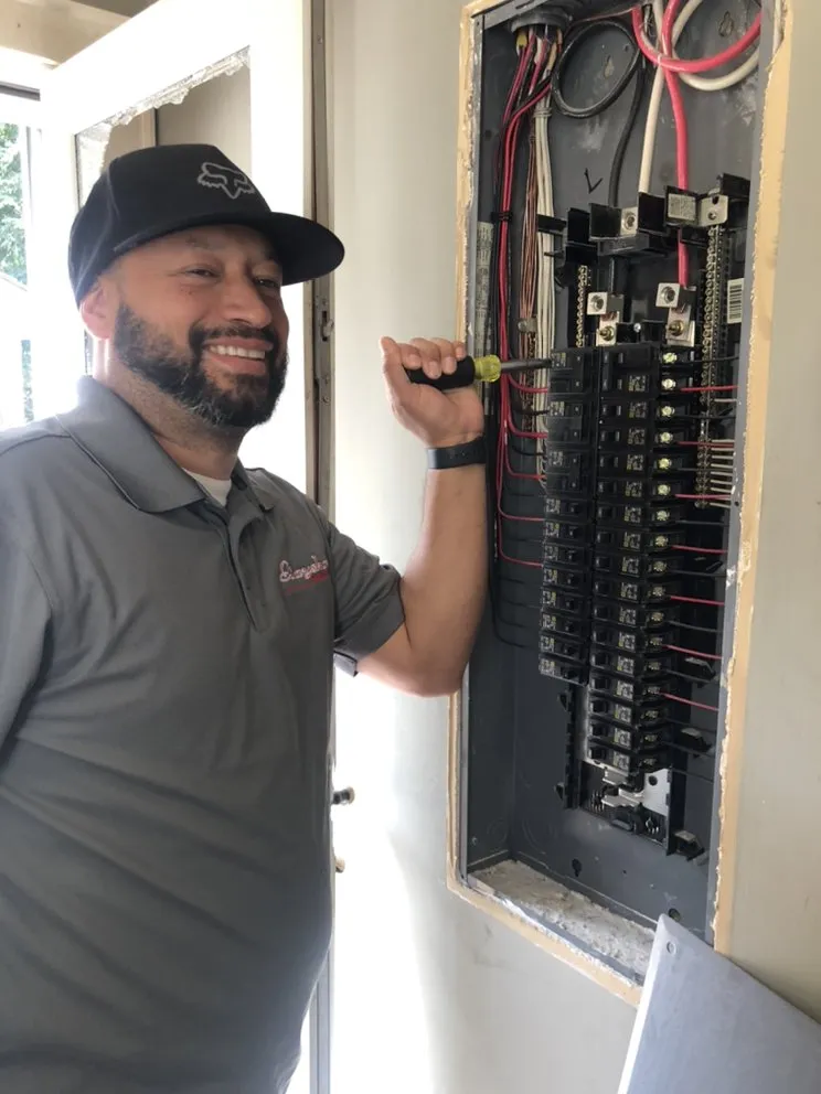 Expert outlet and switch repair experts serving , - Bayshore Electric