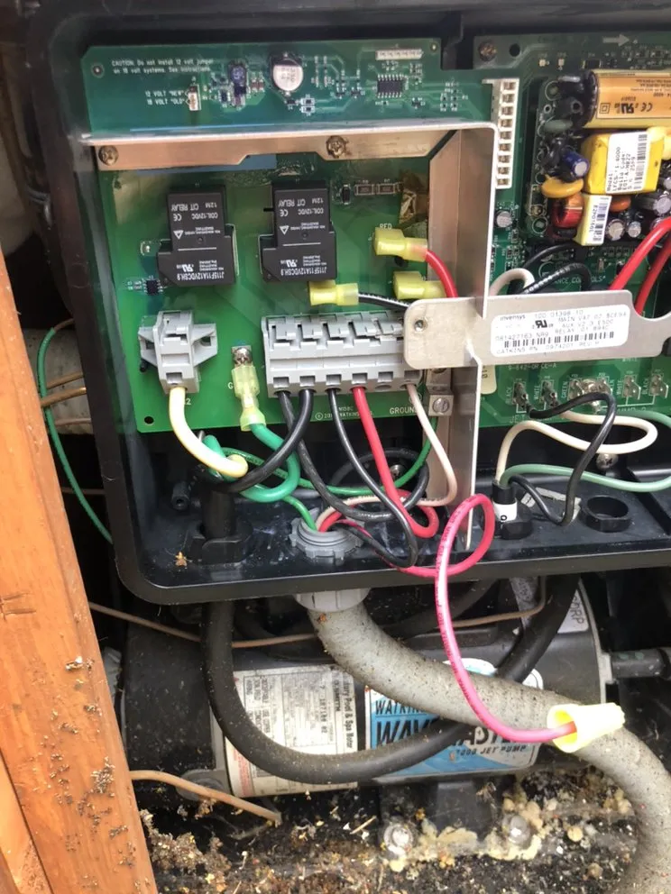 Certified circuit breaker repair in , by Bayshore Electric