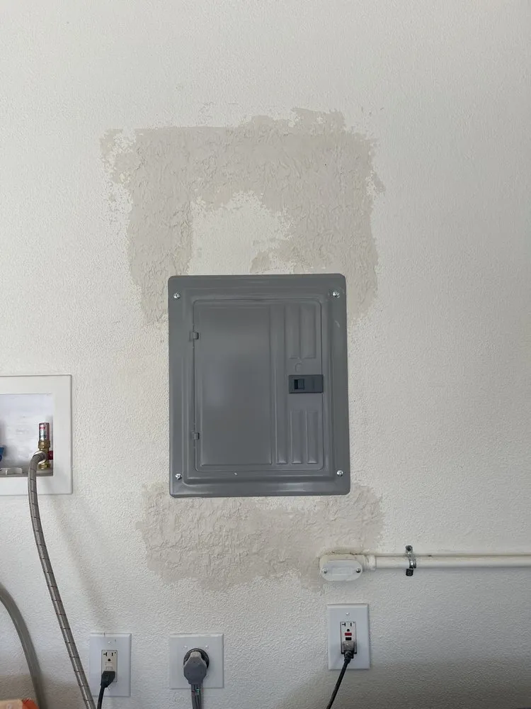 Slide of BayStar Electric