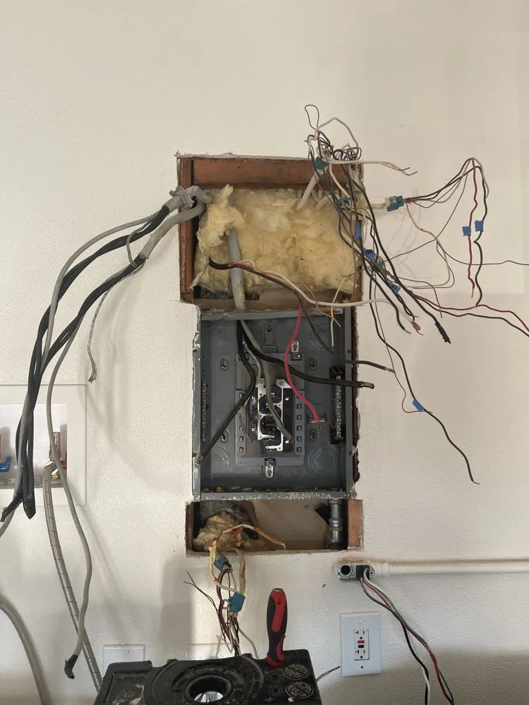 Slide of BayStar Electric