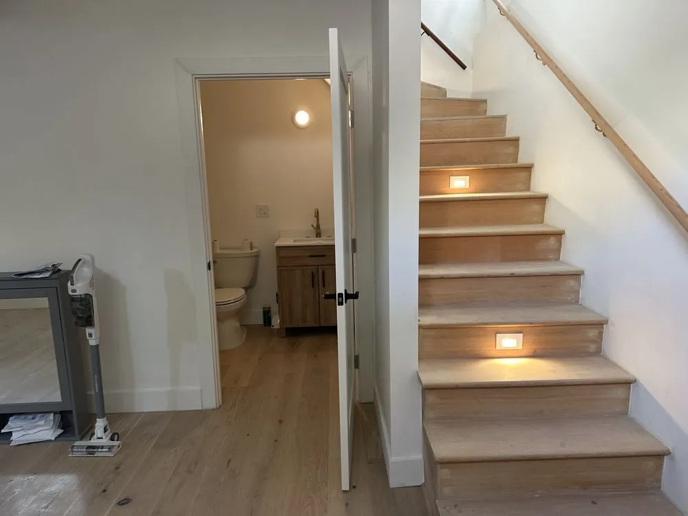 Slide of Bayval Electric