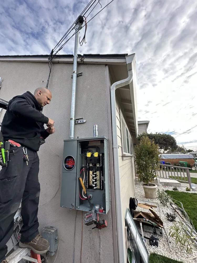 Slide of Bayval Electric