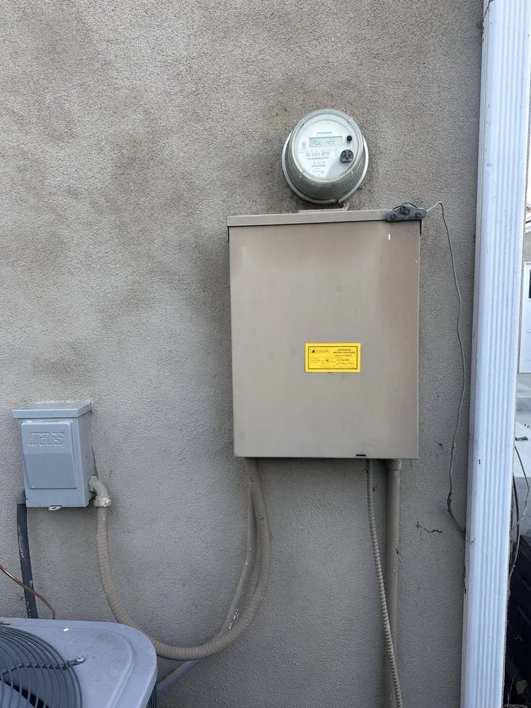 Slide of BB Electric Robert Bui