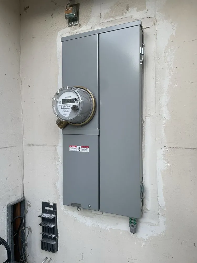 Slide of BB Electric Robert Bui