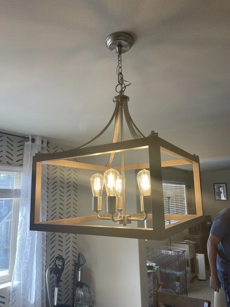 Slide of B&B Electrical