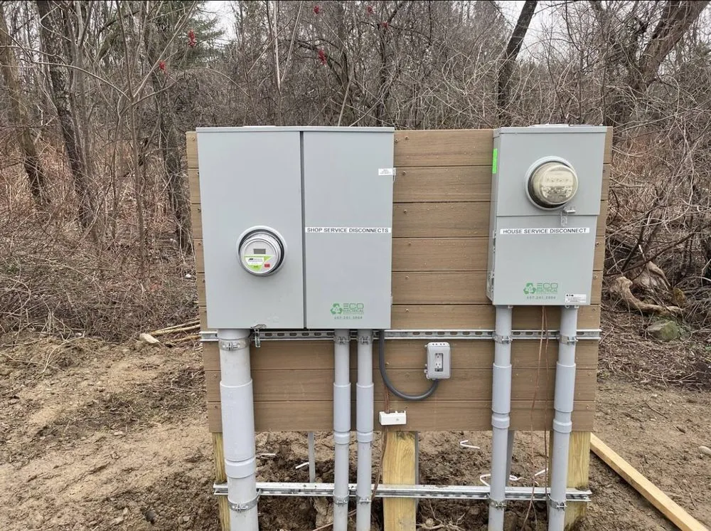 Slide of B&B Electrical