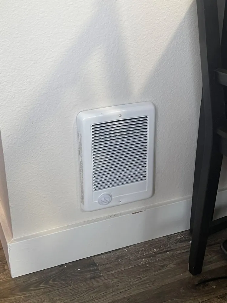 Slide of B&B Electrical