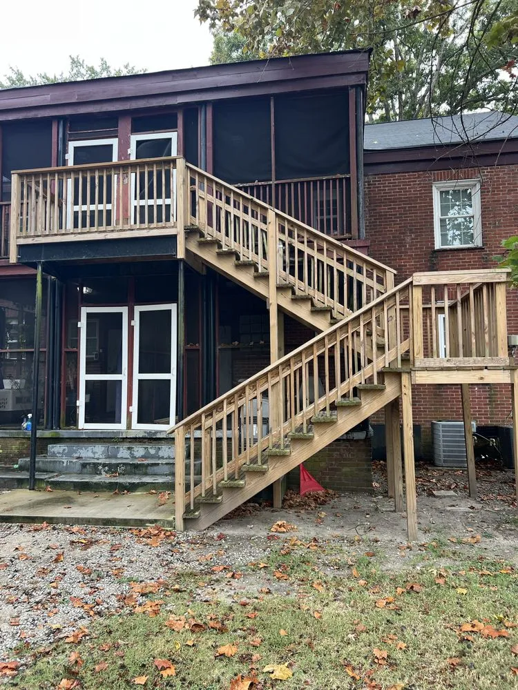 Slide of B&B Maintenance Services