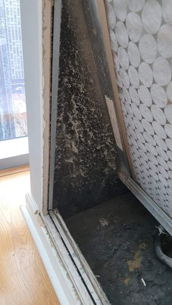 Reliable outlet and switch repair in Village of Lakewood, IL by B&E Cleaning And Fixing