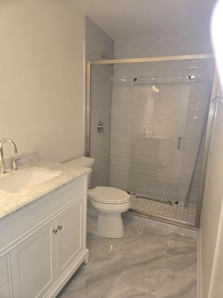 Professional electrician providing lighting installation in Village of Lakewood, IL - B&E Cleaning And Fixing
