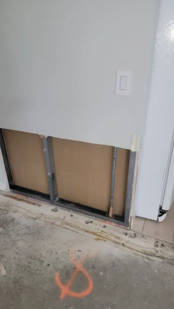 Licensed panel upgrade experts serving Village of Lakewood, IL - B&E Cleaning And Fixing