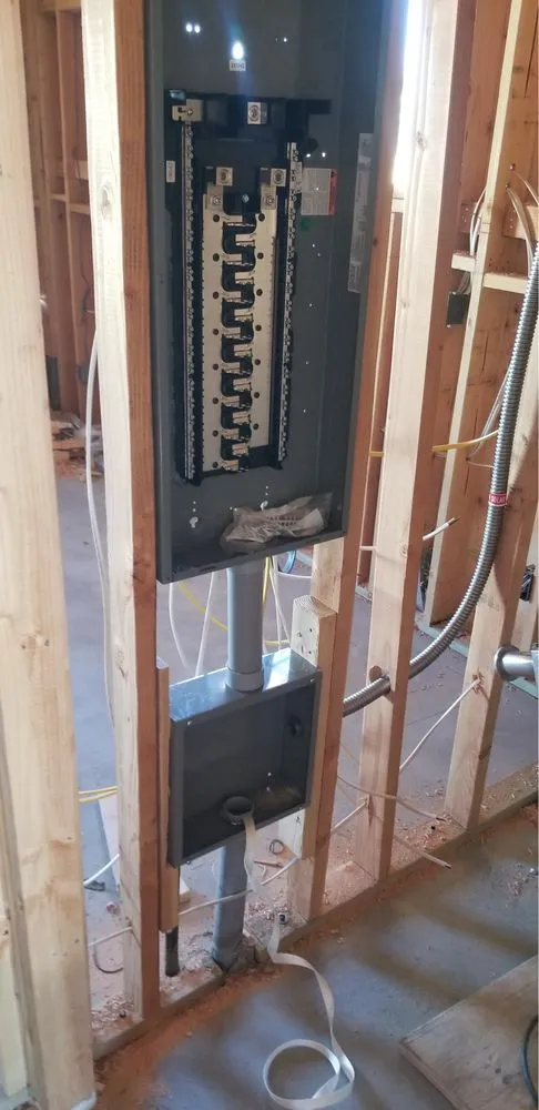 Slide of B&E Electrical