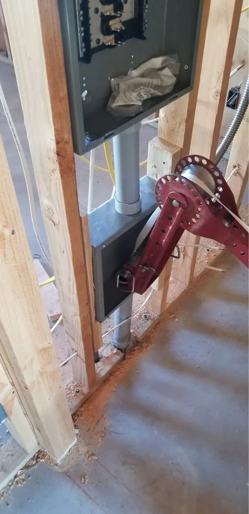 Slide of B&E Electrical