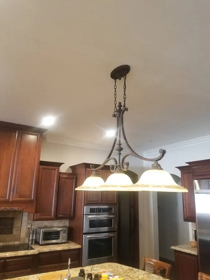 Slide of B&E Electrical