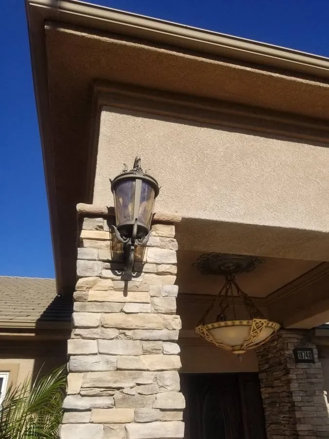 Slide of B&E Electrical