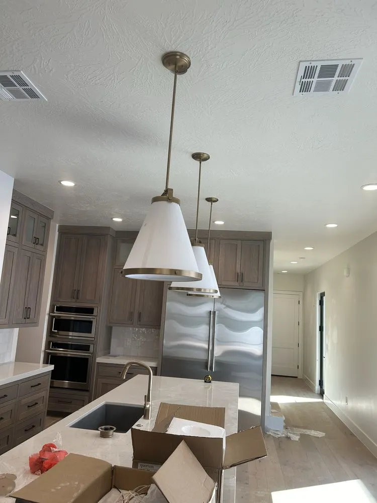 Slide of B&E Electrical