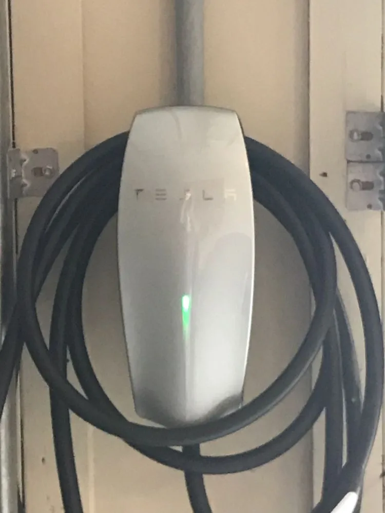 Slide of Beaches Electrical Service