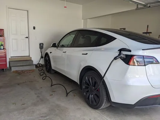 Beacon Electric Logo