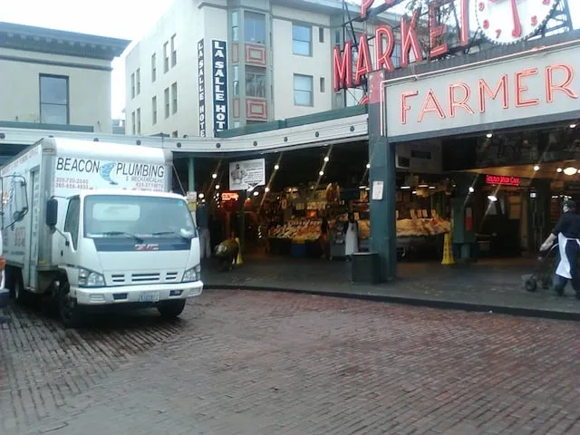 Slide of Beacon Plumbing - Seattle