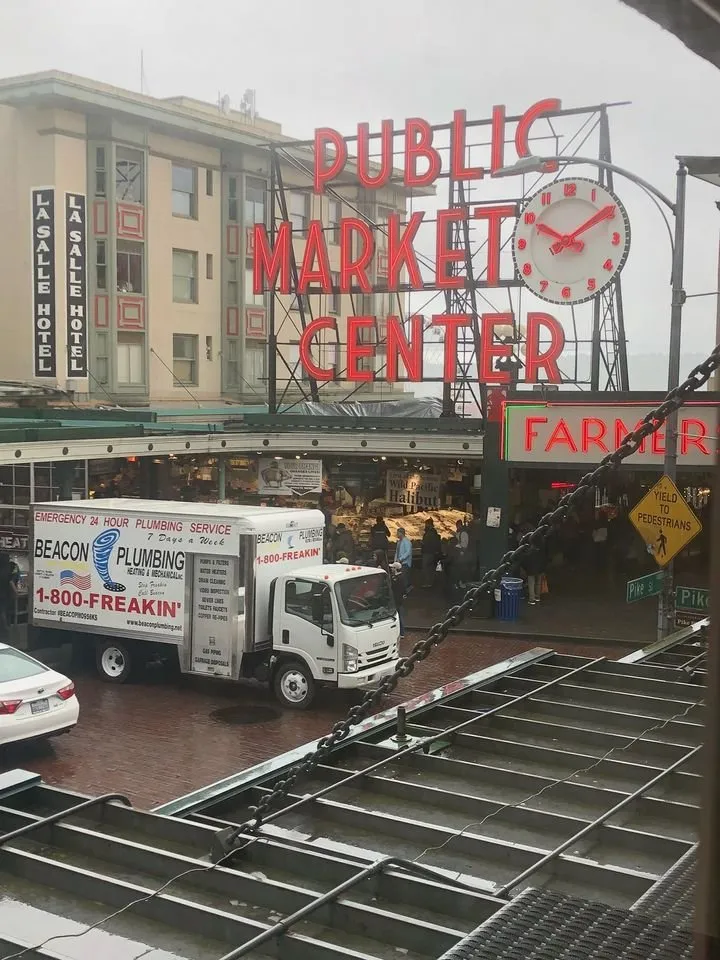 Expert lighting installation experts serving Seattle, WA - Beacon Plumbing - Seattle